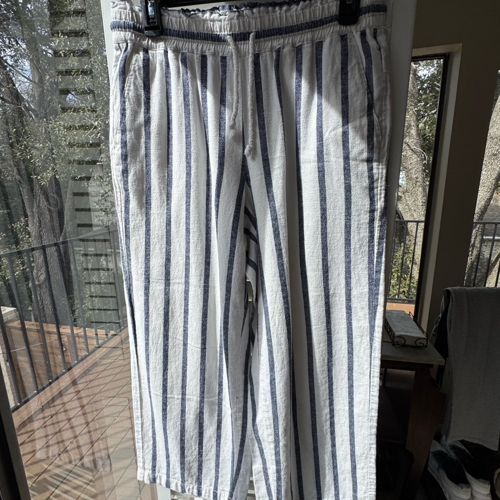 J. Crew Navy and White Striped capris size 8